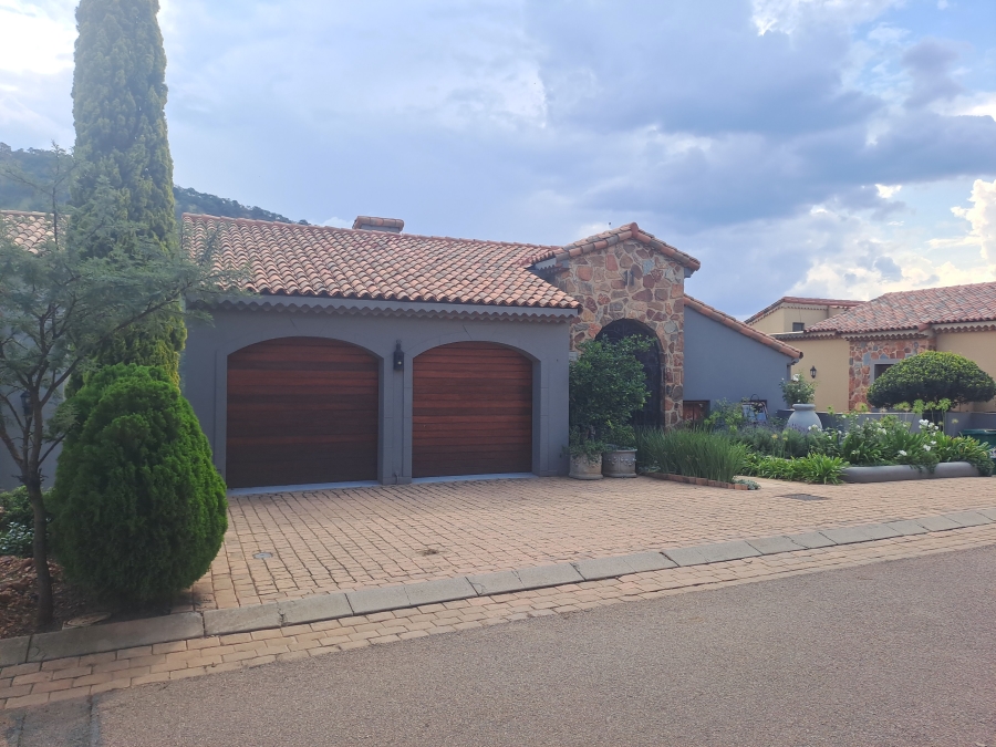 3 Bedroom Property for Sale in Broederstroom North West